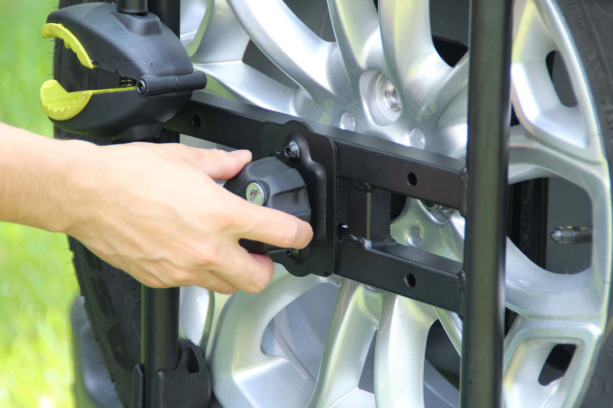 Pilot 4X4 Trunk Bike Rack – Secure, Platform, Perfect for 4WDs ...
